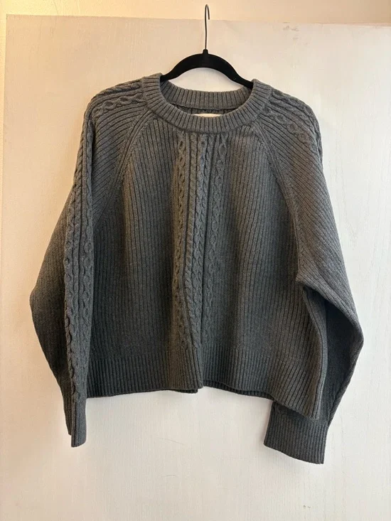 LOFT Gray Ribbed Knit Crewneck Sweater NWOT - Picture 1 of 5